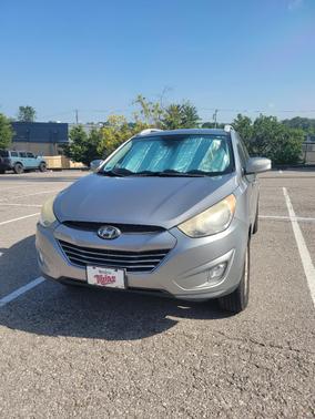 Silver 2013 Hyundai TUCSON GLS
