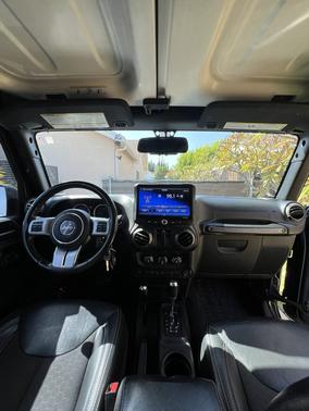 Gray 2018 Jeep Wrangler JK Sport