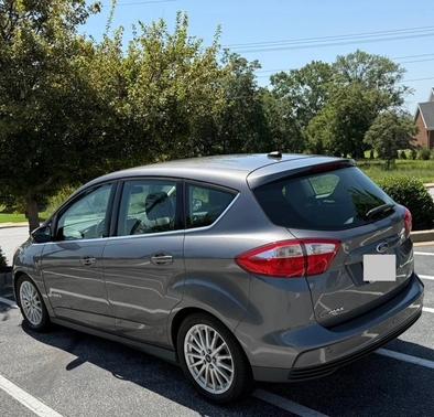 Gray 2013 Ford C-Max Hybrid SEL