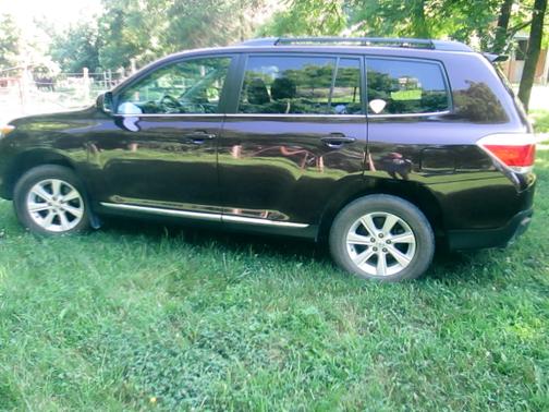 2013 Toyota Highlander Base