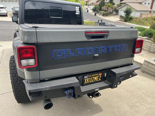 2022 Jeep Gladiator Sport S
