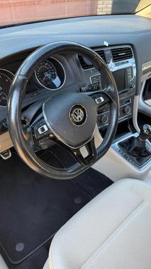 Blue 2017 Volkswagen Golf Alltrack TSI S