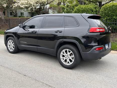 2015 Jeep Cherokee Sport