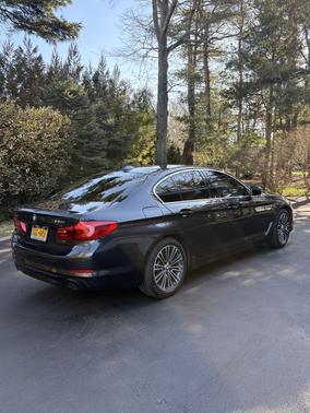 2019 BMW 530 i xDrive
