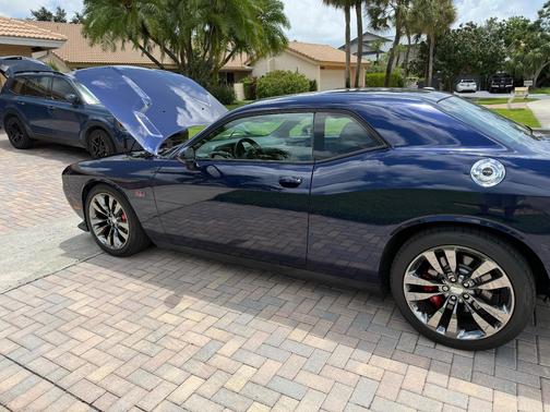 Blue 2013 Dodge Challenger SRT8