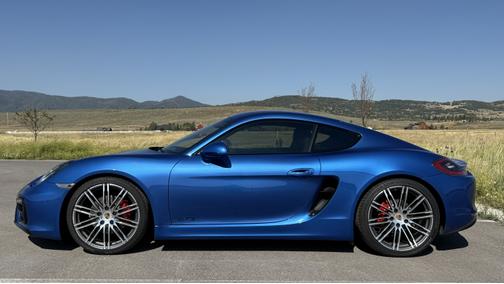 2015 Porsche Cayman GTS