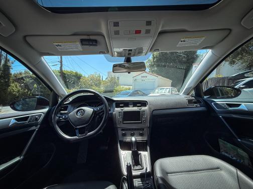 2017 Volkswagen Golf TSI Wolfsburg Edition 4-Door