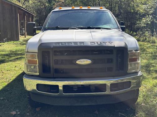 2010 Ford F-250 XL Super Duty