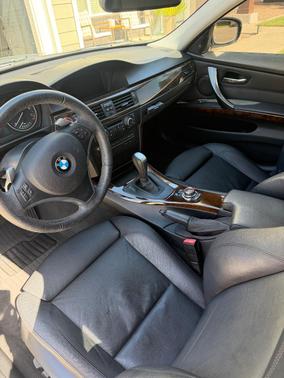 Silver 2010 BMW 328 i