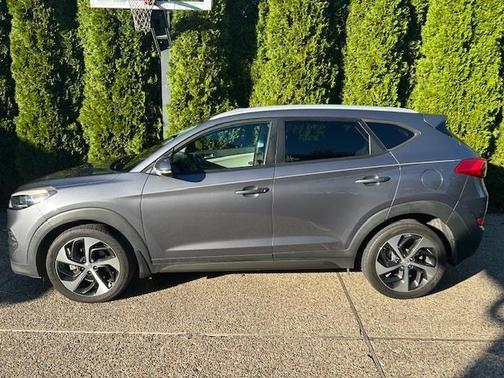 Gray 2016 Hyundai TUCSON Sport