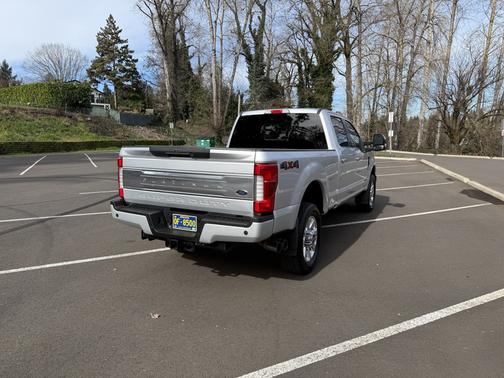 Silver 2019 Ford F-250 Platinum
