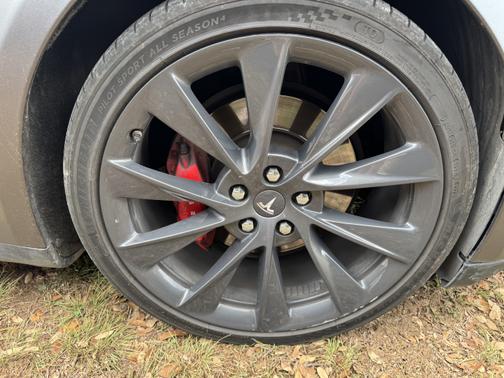 2016 Tesla Model S P90D