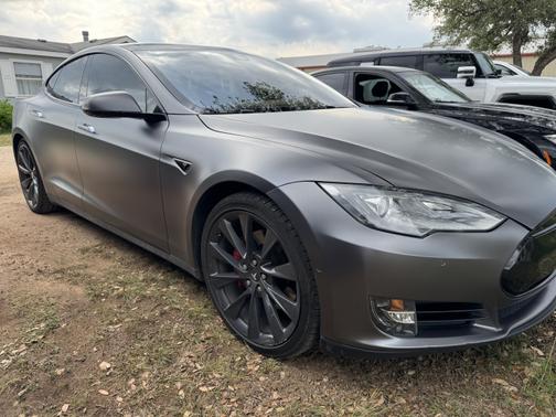 2016 Tesla Model S P90D