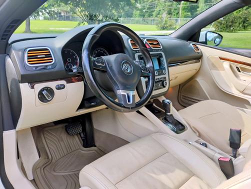 2012 Volkswagen Eos Lux