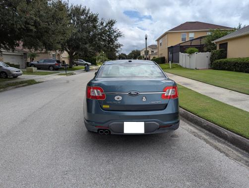 2010 Ford Taurus Limited