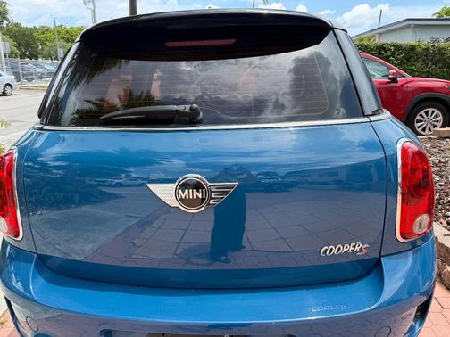Blue 2012 MINI Cooper S Countryman Base