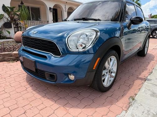 Blue 2012 MINI Cooper S Countryman Base