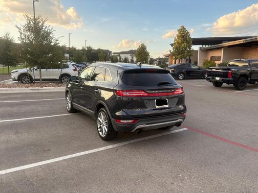 Blue 2015 Lincoln MKC Base