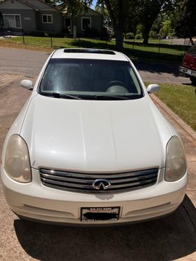 White 2003 INFINITI G35 Base