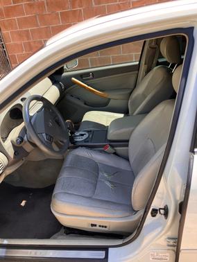 White 2003 INFINITI G35 Base