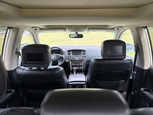 2016 Nissan Pathfinder Platinum