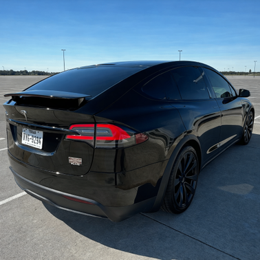 2022 Tesla Model X Plaid