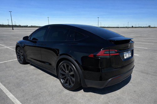 2022 Tesla Model X Plaid