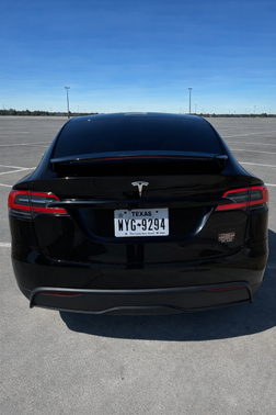 2022 Tesla Model X Plaid