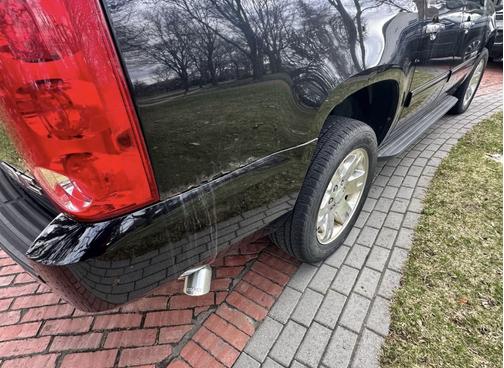 2011 GMC Yukon XL 1500 SLT