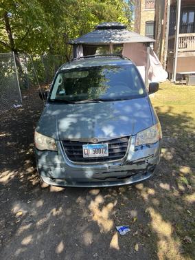 2008 Chrysler Town & Country LX