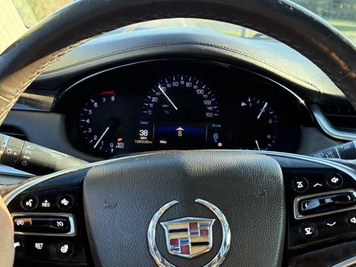 2013 Cadillac XTS Luxury