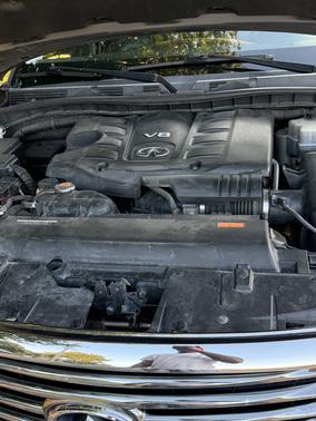 2013 INFINITI QX56 Base