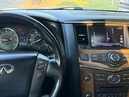 2013 INFINITI QX56 Base