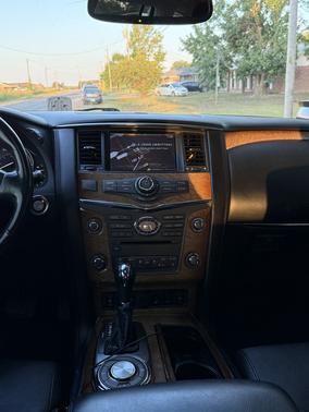 2013 INFINITI QX56 Base