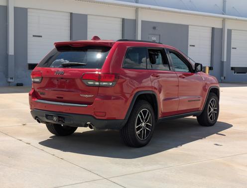 Red 2017 Jeep Grand Cherokee Trailhawk
