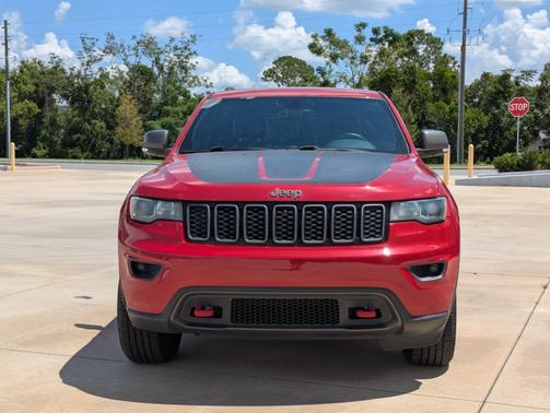 Red 2017 Jeep Grand Cherokee Trailhawk
