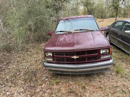 Red 1995 Chevrolet 1500 Cheyenne