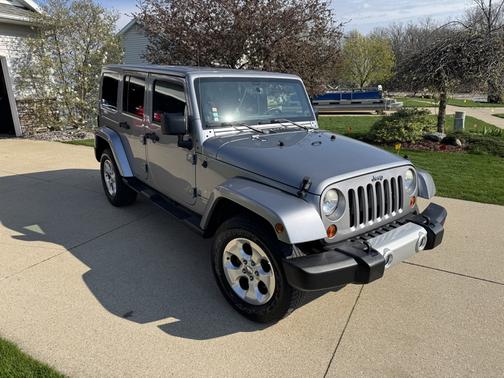 Silver 2013 Jeep Wrangler Unlimited Sahara