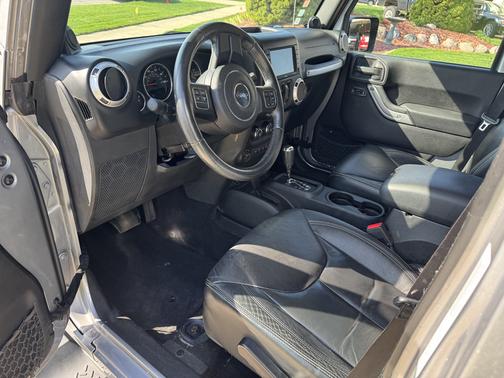 Silver 2013 Jeep Wrangler Unlimited Sahara