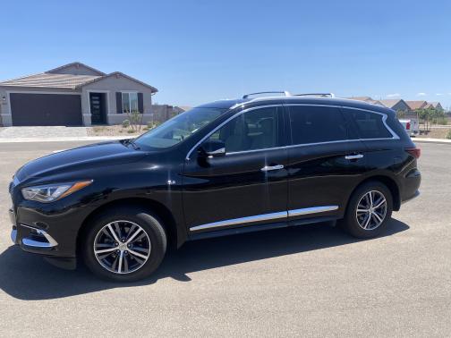 2019 INFINITI QX60 LUXE