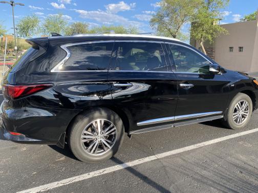 2019 INFINITI QX60 LUXE