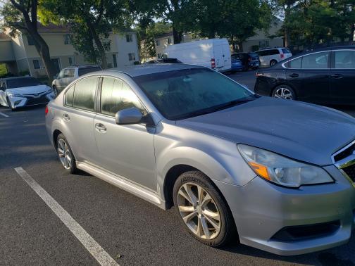 2013 Subaru Legacy 2.5i Premium
