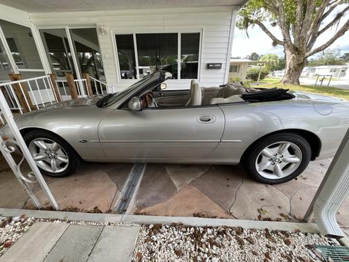 1999 Jaguar XK8 Base