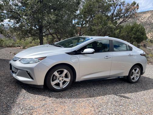 2017 Chevrolet Volt LT