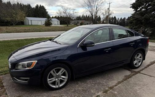 2015 Volvo S60 T5 Premier Plus