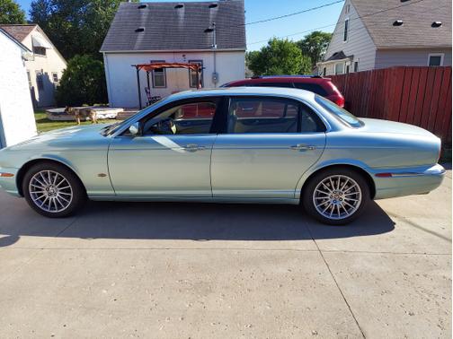 2006 Jaguar XJ8 L