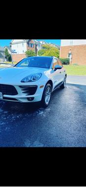 White 2017 Porsche Macan Macan