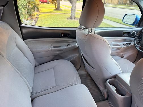 Blue 2009 Toyota Tacoma PreRunner