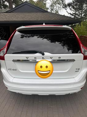 White 2016 Volvo XC60 T5 Drive-E Premier