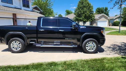 2021 GMC Sierra 2500 Denali